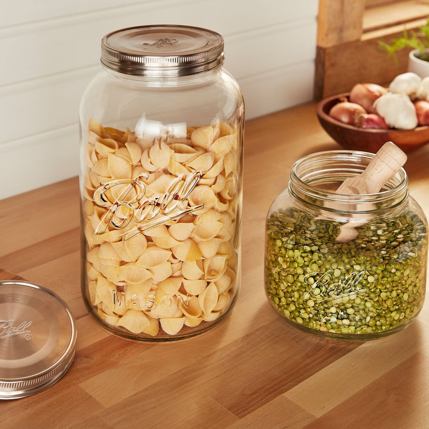Gallon Mason Jar with Stainless Steel Lid, Airtight Glass Storage Container with Lid, Extra Large  Jar for Flour, Sugar, Dog Treats, and Pantry Organization